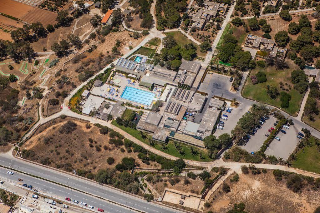 Mellieha Holiday Centre Exterior photo