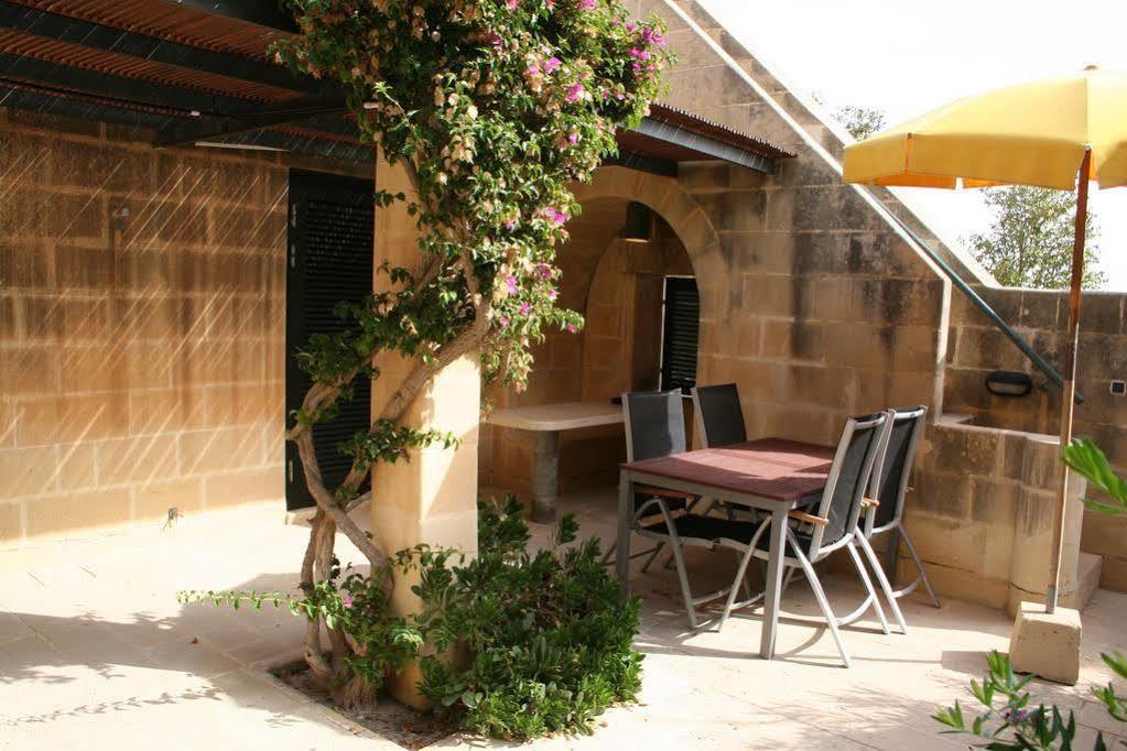 Mellieha Holiday Centre Exterior photo